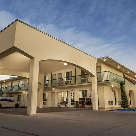 Hotel Trebol Inn Nuevo Casas Grandes Exterior photo